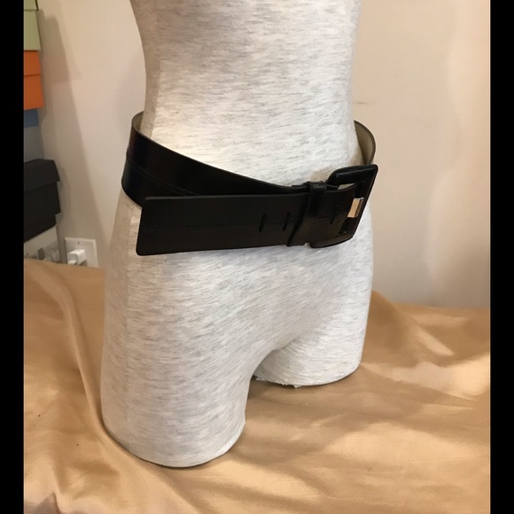 SOLD AT A PRIVATE EVENT Vintage Calvin Klein blac - Picture 3 of 6